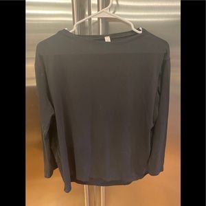Lulu Lemon black workout pullover size 6